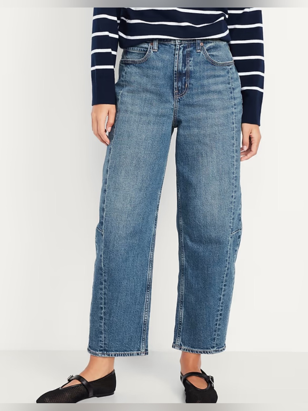 Old Navy High-Rise Wide Barrel Leg Jeans - Medium Blue similar to color nwot